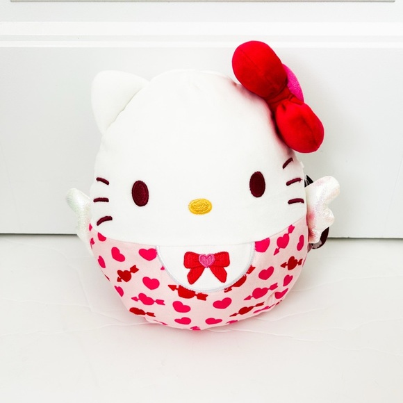 NWT Hello Kitty Valentine 7” Squishmallow - Picture 1 of 3